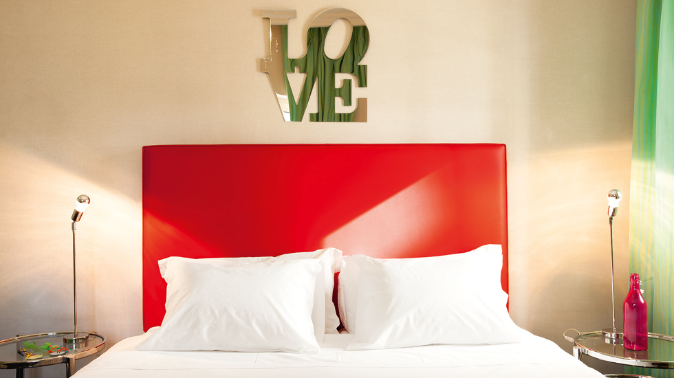 Graffiti Guestroom